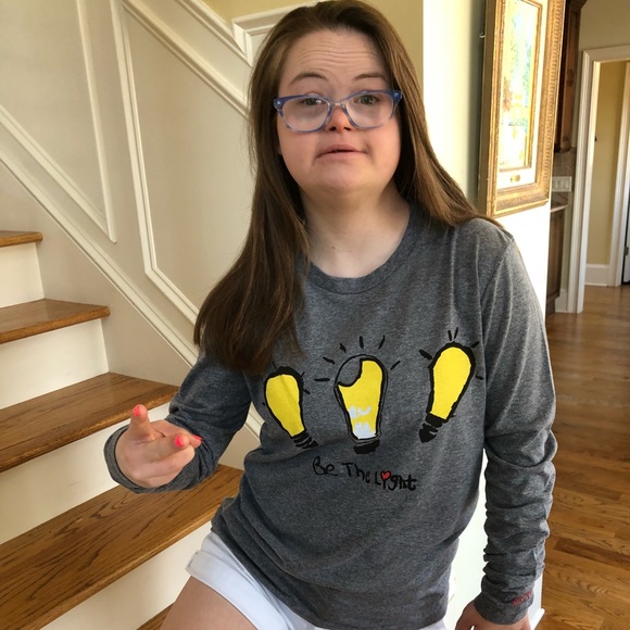 ❤️Artist with Down syndrome, Grace Key t-shirts❤️ - Picture 5 of 5